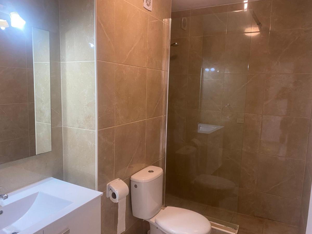 Apartments Victoria Court 1 6A2 أرونا المظهر الخارجي الصورة